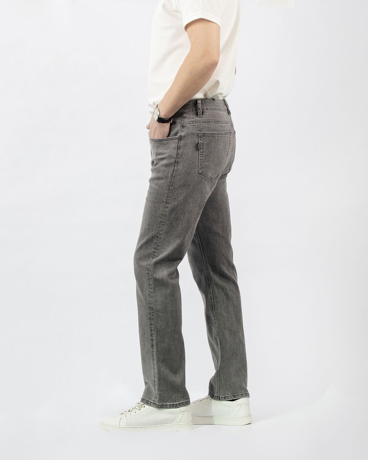 Straight jeans